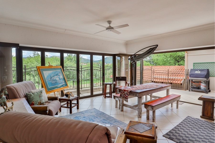 5 Bedroom Property for Sale in Xanadu Eco Park North West